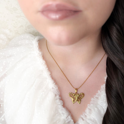 Poselia Necklace