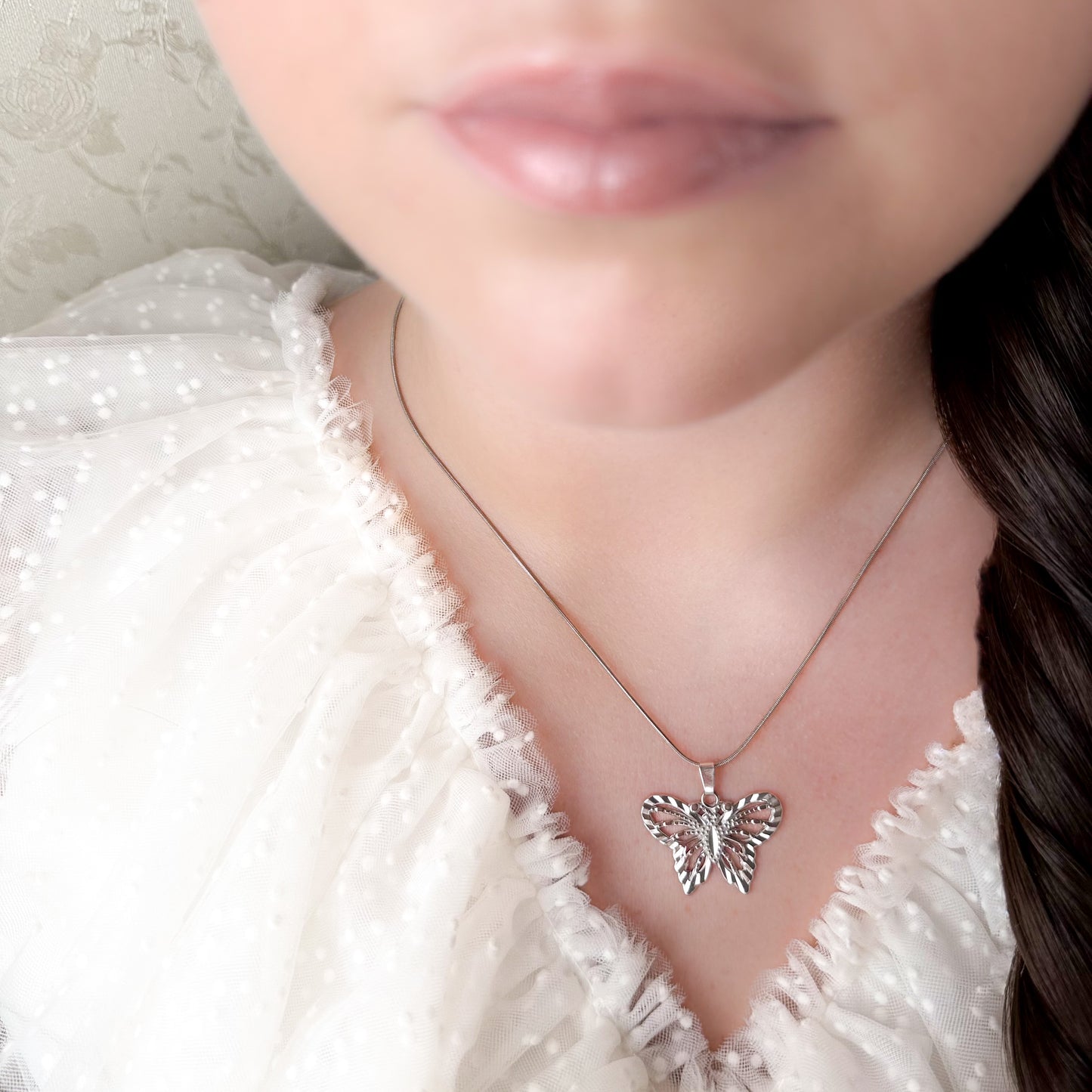 Poselia Necklace