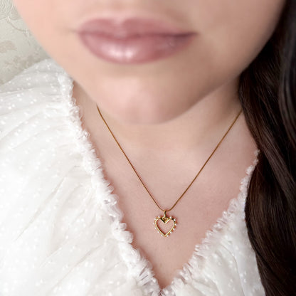 Luvelya Necklace