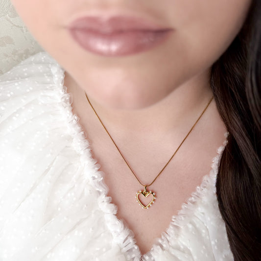 Luvelya Necklace